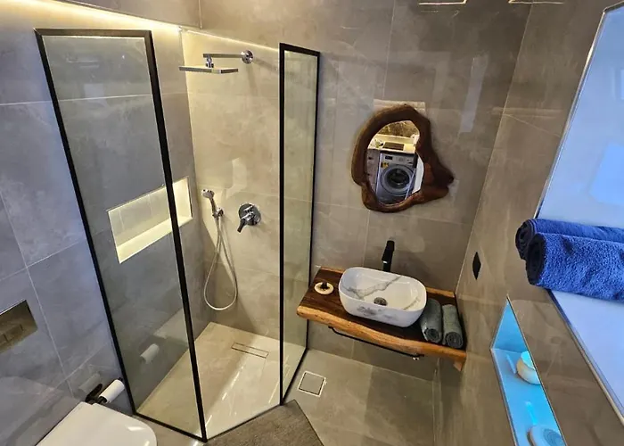 Deluxe Delta Apartman *